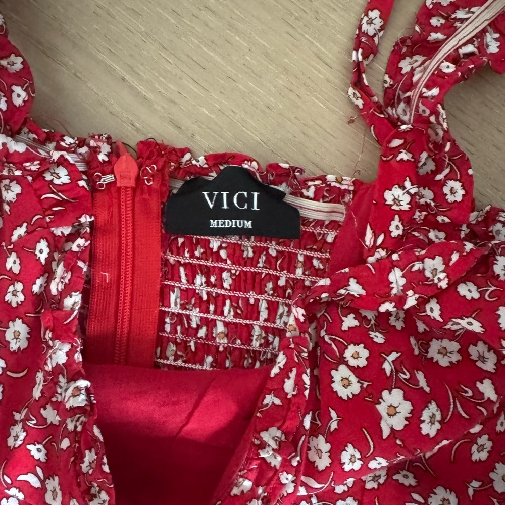 Vici Red and White Floral Maxi Dress - Picture 8 of 8